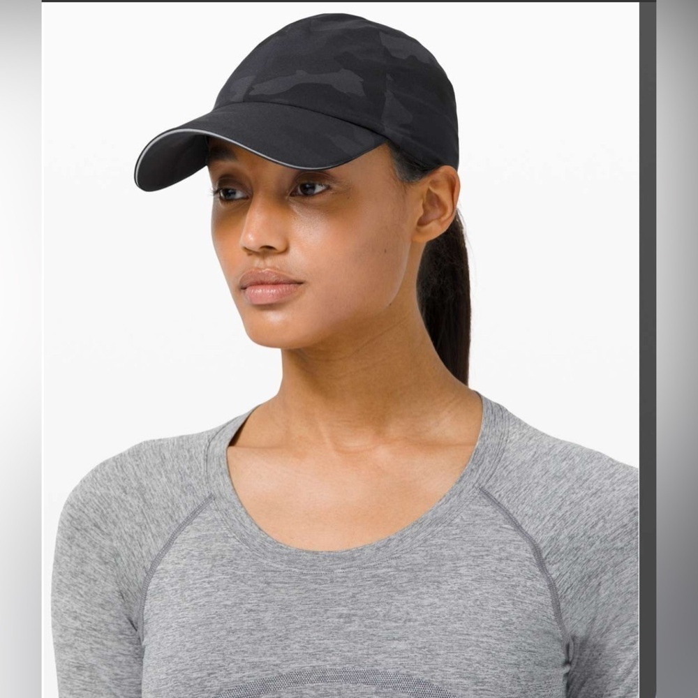 Lululemon Ladies Camo Black Fast Free Run Hat with Pony LW9DFUS